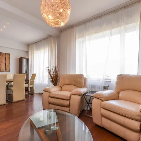 Super Premium Two Bedroom On Vitosha Boulevard شقة صوفيا